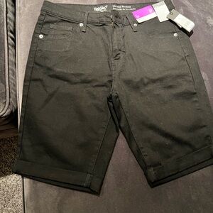 Women’s Black Mid Rise Bermuda Jean Mossimo Shorts Size 10
